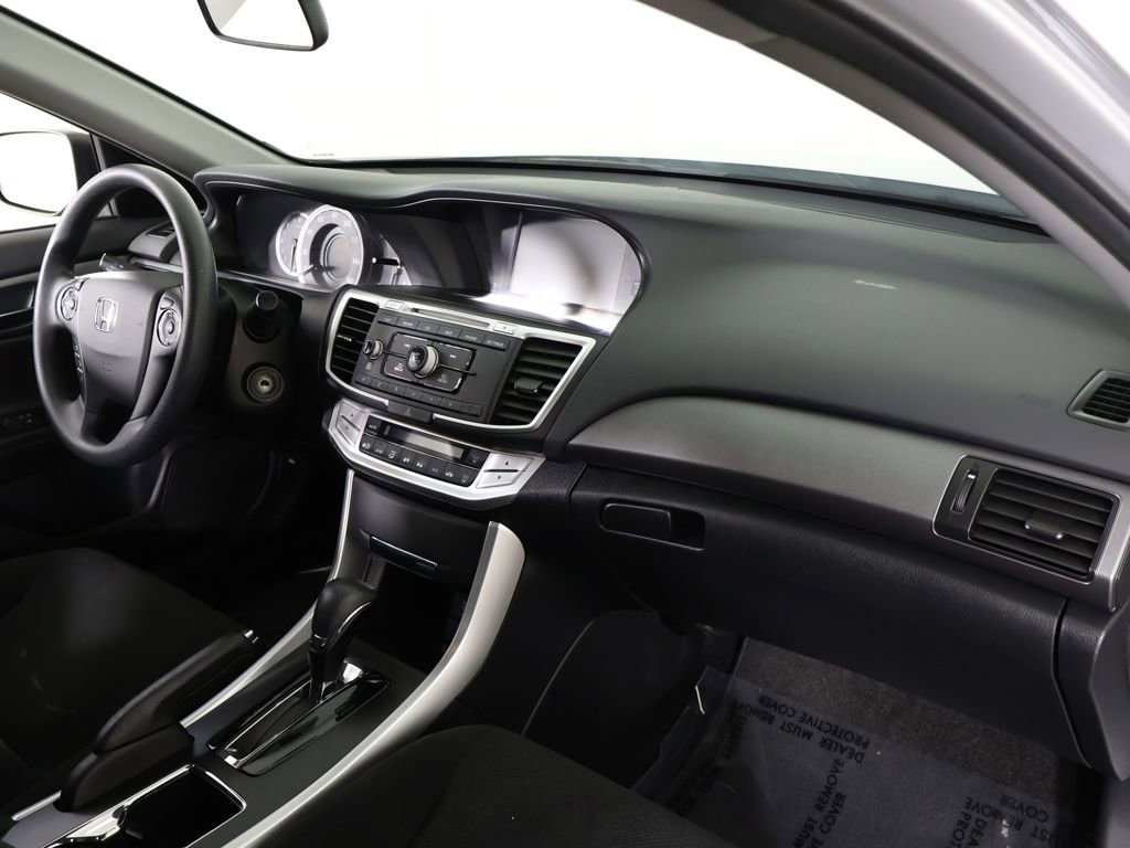 Used 2013 Honda Accord LX image 23