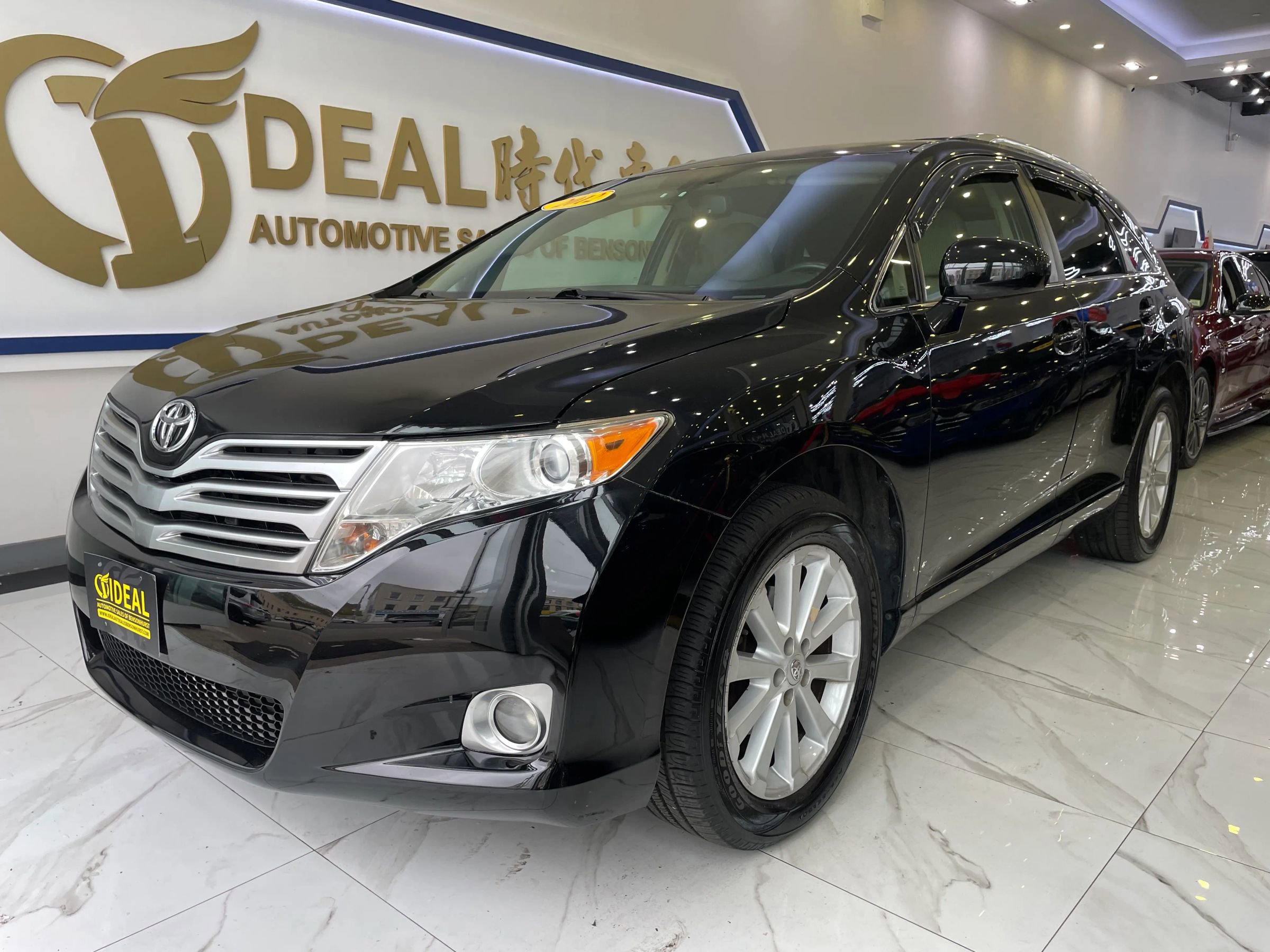 Used 2012 Toyota Venza LE AWD/4WD image 4