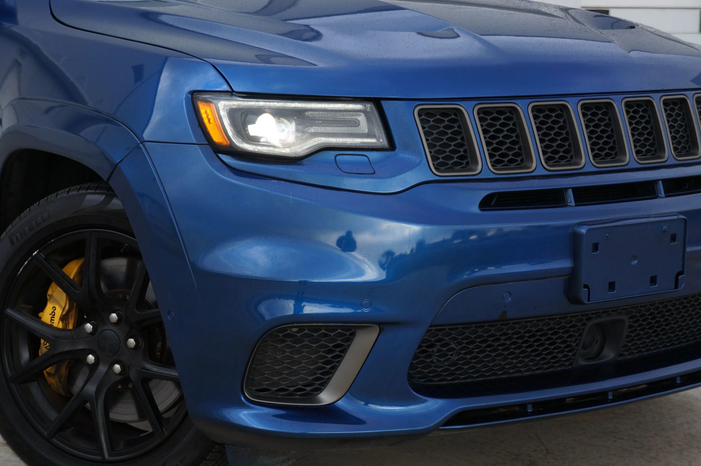 Used 2018 Jeep Grand Cherokee Trackhawk w/ Trailer Tow Group IV image 11