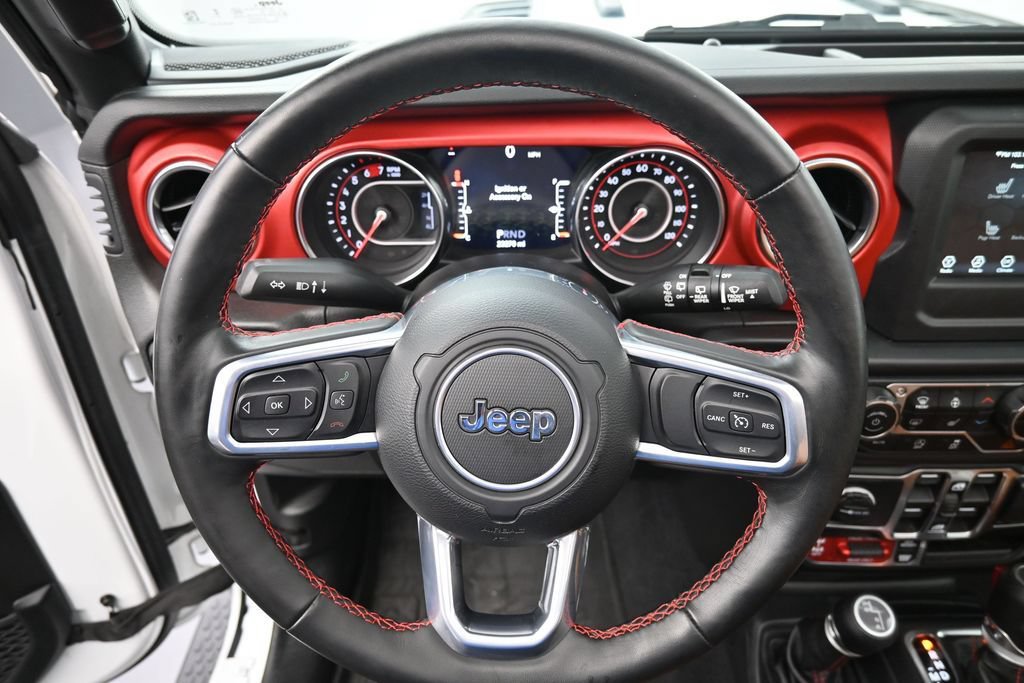 Used 2021 Jeep Wrangler Unlimited Rubicon w/ Cold Weather Group AWD/4WD image 12