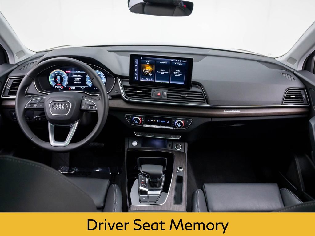 Used 2024 Audi Q5 e Premium Plus AWD/4WD image 10