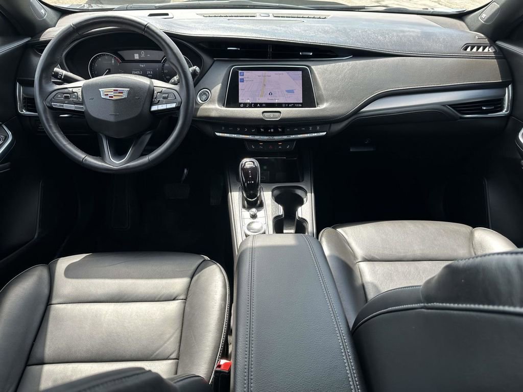 Certified 2023 Cadillac XT4 Premium Luxury w/ Cold Weather Package image 15