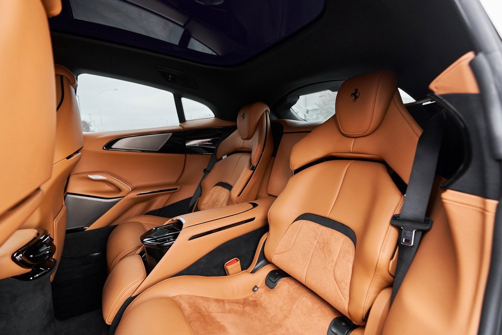 Used 2025 Ferrari Purosangue image 51