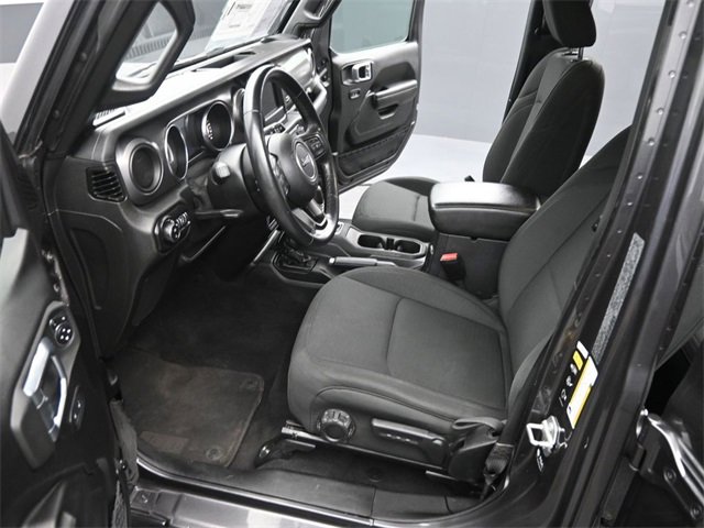 Used 2021 Jeep Gladiator Willys image 9