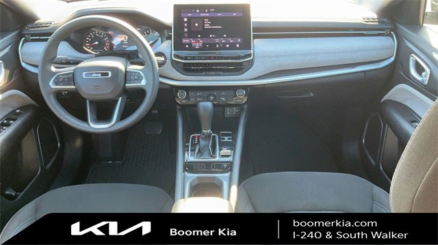 Used 2024 Jeep Compass Sport image 15
