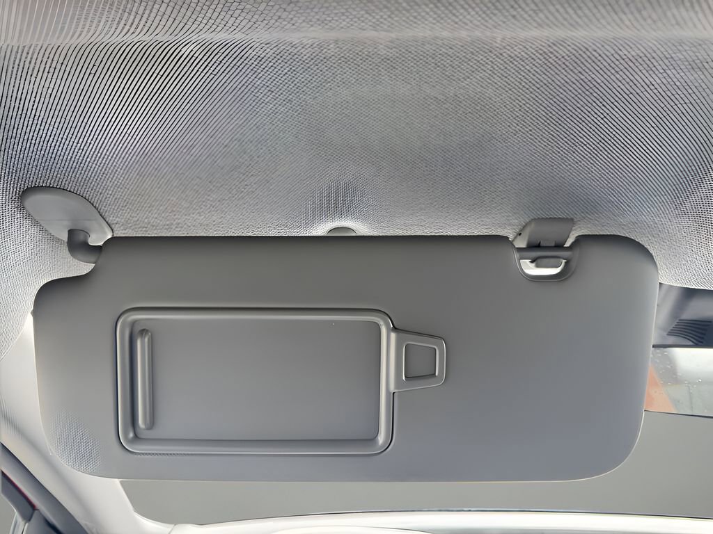 Used 2025 Hyundai Elantra SE FWD image 18