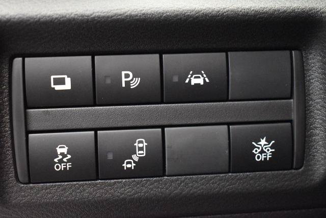 Certified 2025 Nissan Kicks Play S FWD image 14