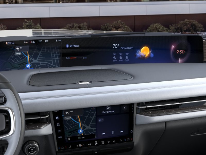 New 2026 Lincoln Navigator L Black Label AWD/4WD image 14