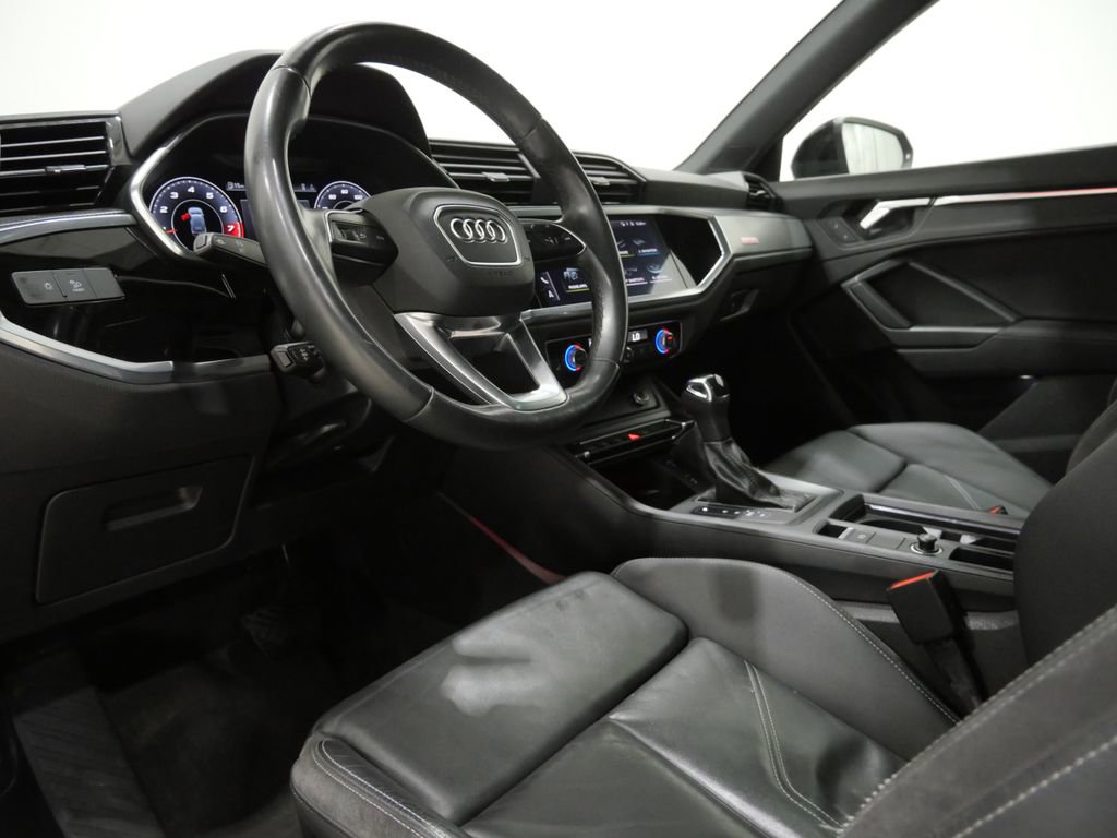 Used 2021 Audi Q3 2.0T Premium Plus w/ Premium Plus Package AWD/4WD image 12
