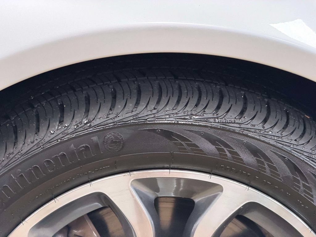 Used 2016 Mercedes-Benz C 300 4MATIC Sedan image 12
