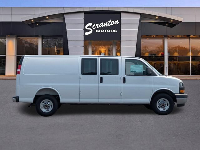 New 2026 GMC Savana 3500 Extended w/ Driver Convenience Package RWD image 6