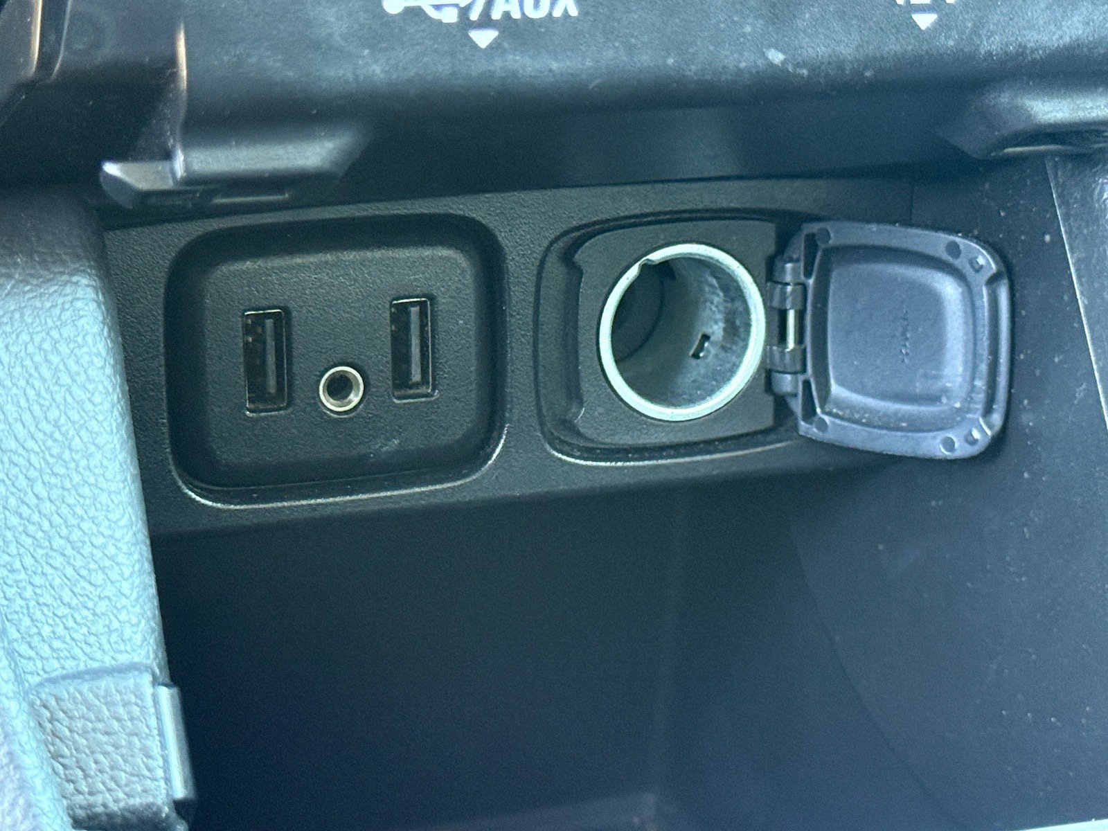 Used 2017 Buick Encore Preferred image 20