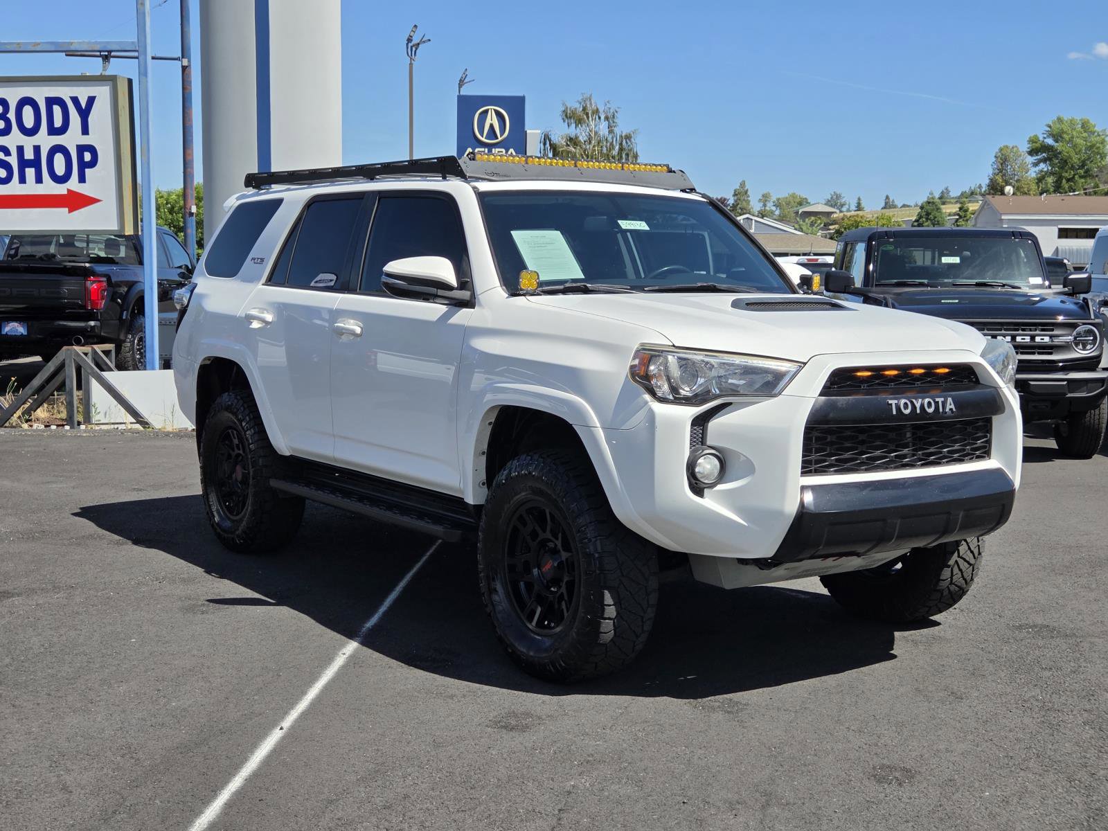 Used 2019 Toyota 4Runner TRD Off-Road Premium AWD/4WD image 3