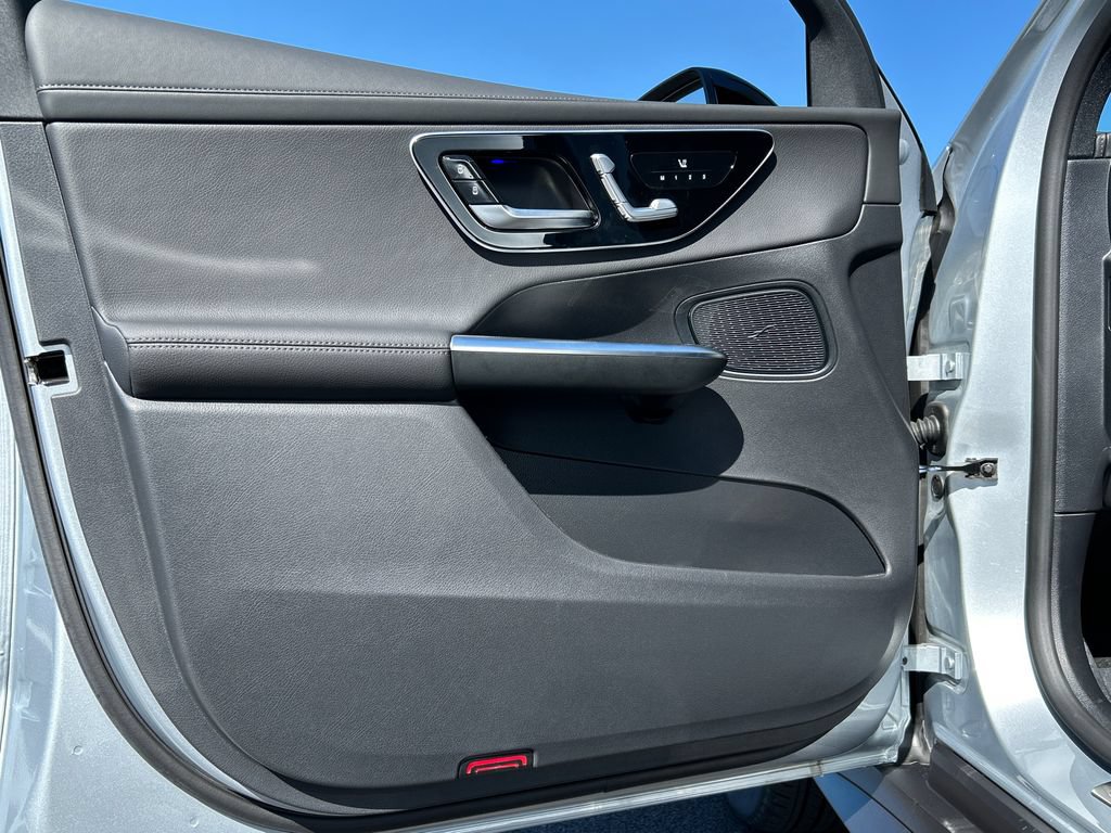 New 2026 Mercedes-Benz GLC 300 4MATIC image 10