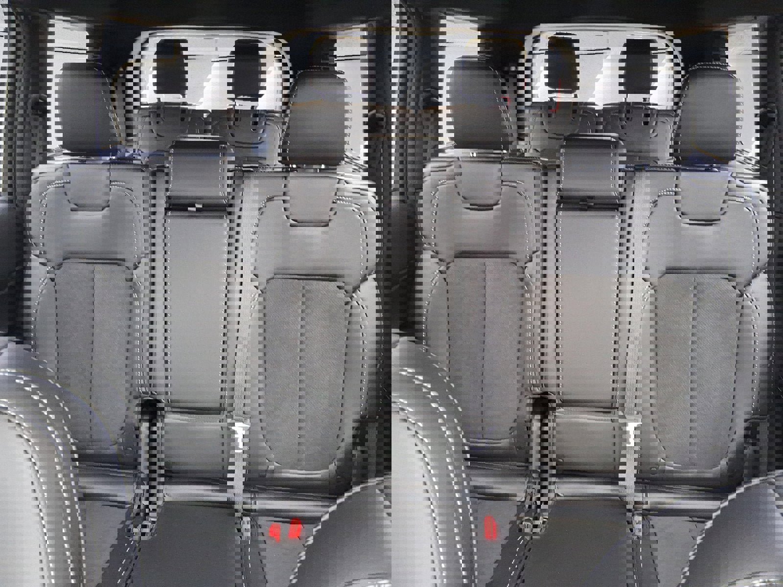 New 2025 Jeep Grand Cherokee L Altitude image 14