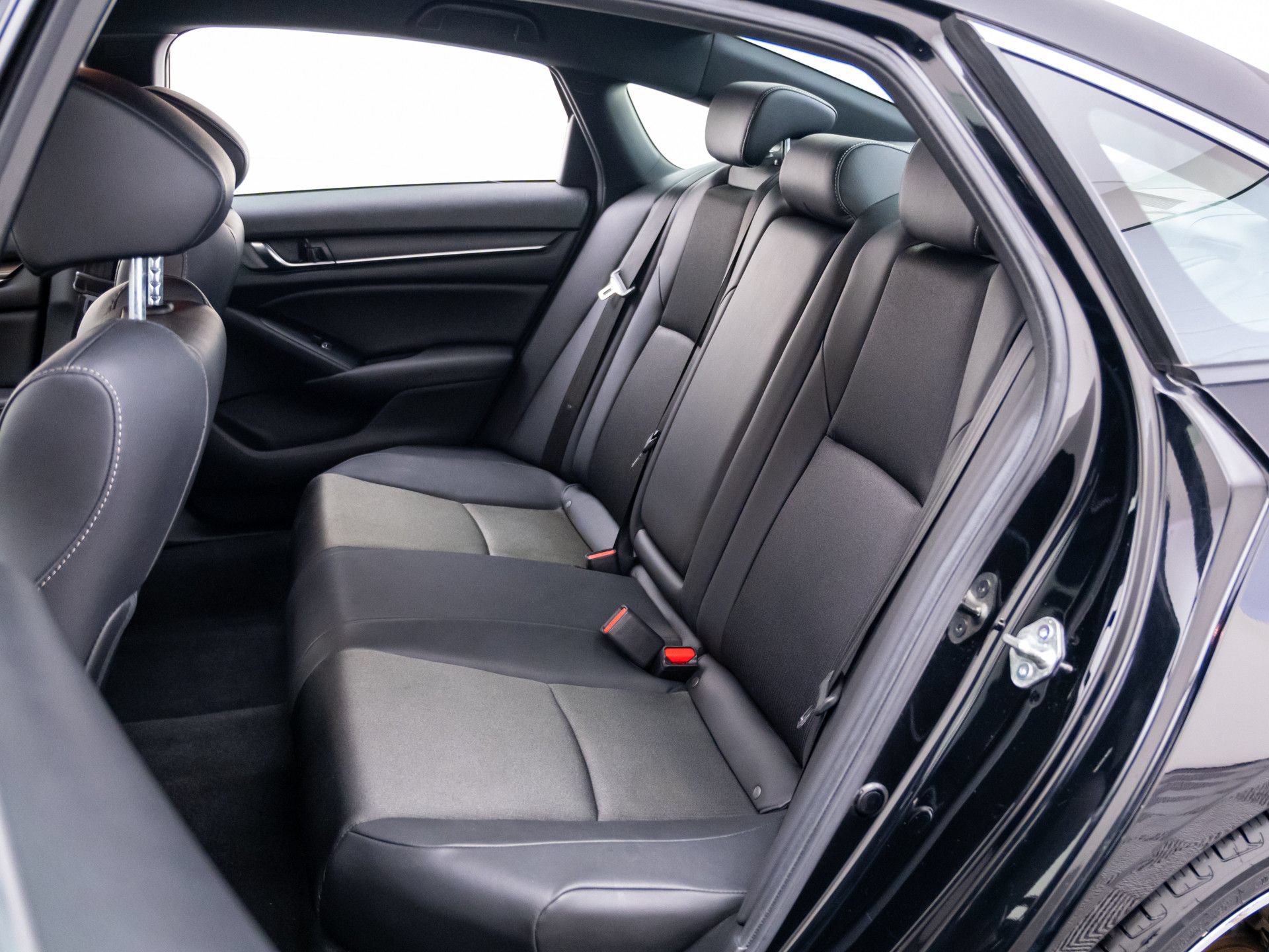 Used 2020 Honda Accord Sport image 16