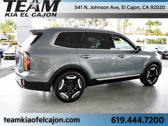 Used 2024 Kia Telluride EX FWD image 8