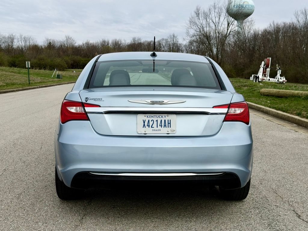 Used 2014 Chrysler 200 LX FWD image 32