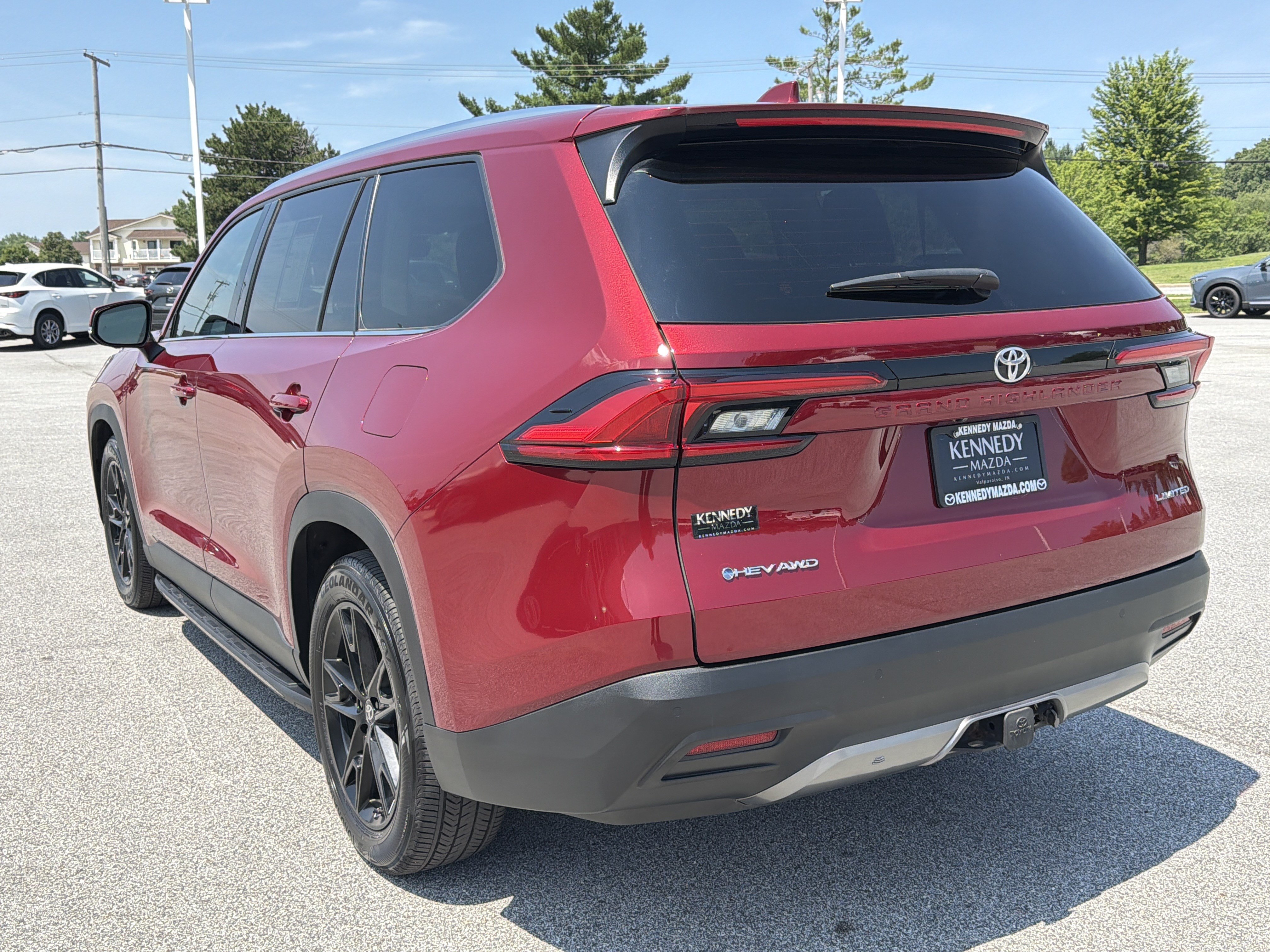 Used 2024 Toyota Grand Highlander AWD Hybrid image 5