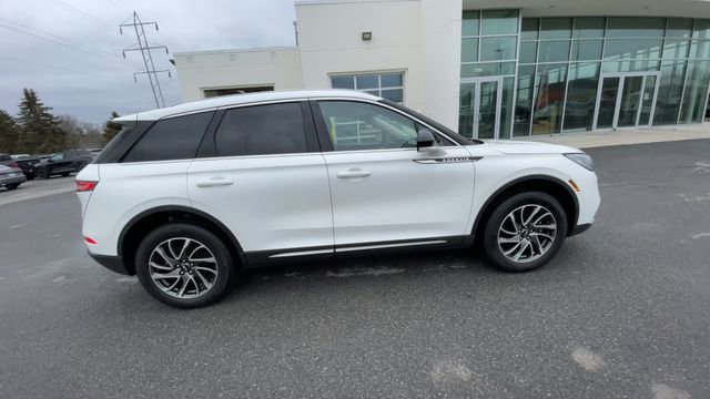 Used 2022 Lincoln Corsair AWD w/ Equipment Group 101A image 10