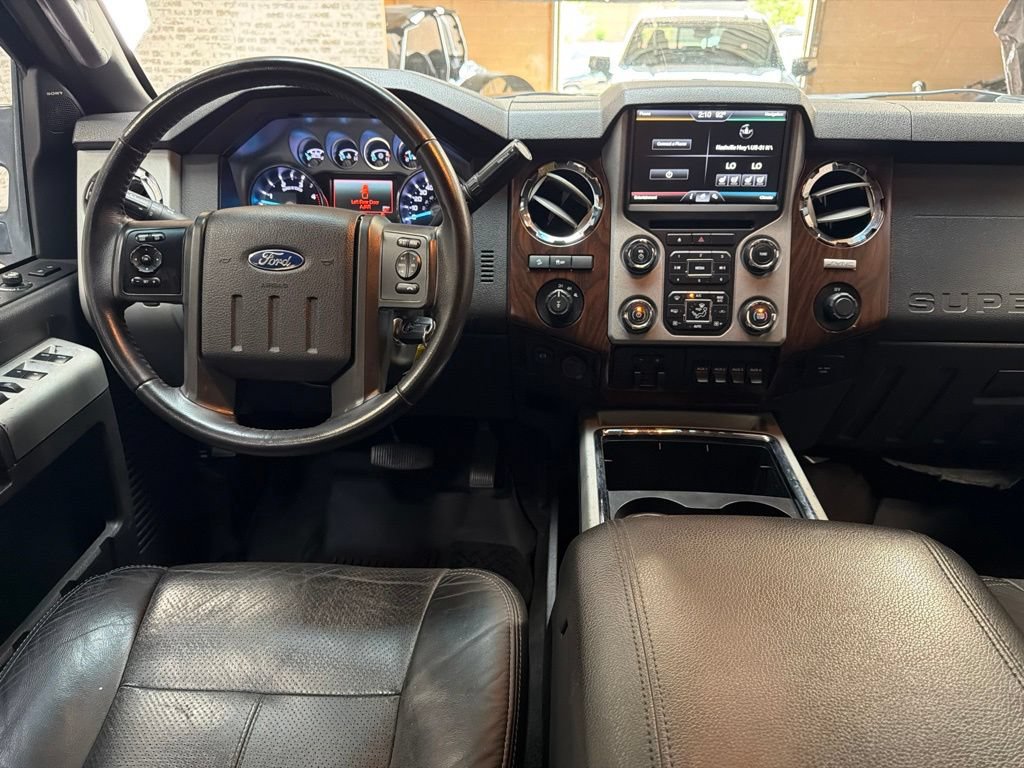 Used 2015 Ford F250 Lariat w/ Lariat Interior Package AWD/4WD image 15