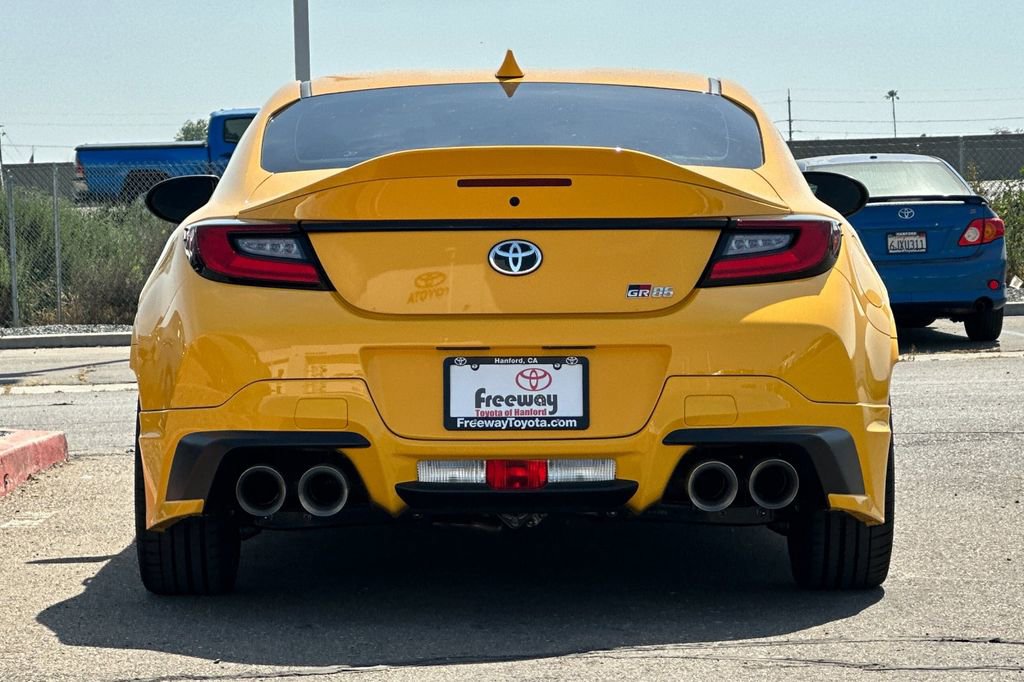 New 2026 Toyota GR86 YUZU Limited image 5
