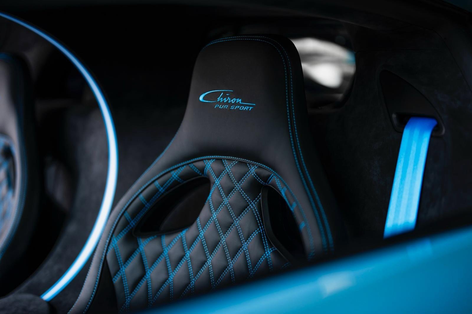 Used 2023 Bugatti Chiron Pur Sport image 15