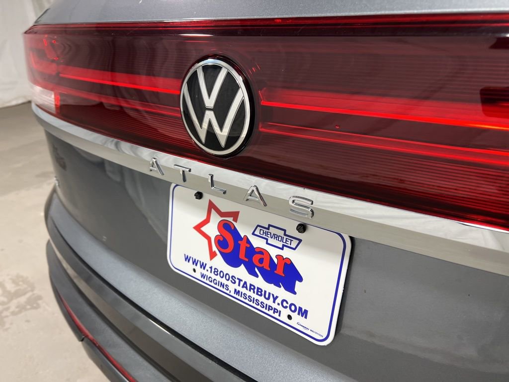 Used 2025 Volkswagen Atlas Cross Sport SE image 15
