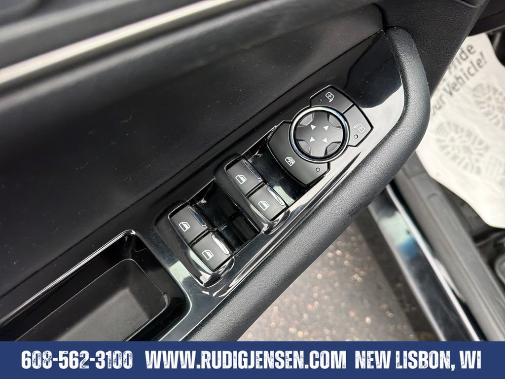 Used 2019 Ford Edge SEL w/ Equipment Group 201A AWD/4WD image 11