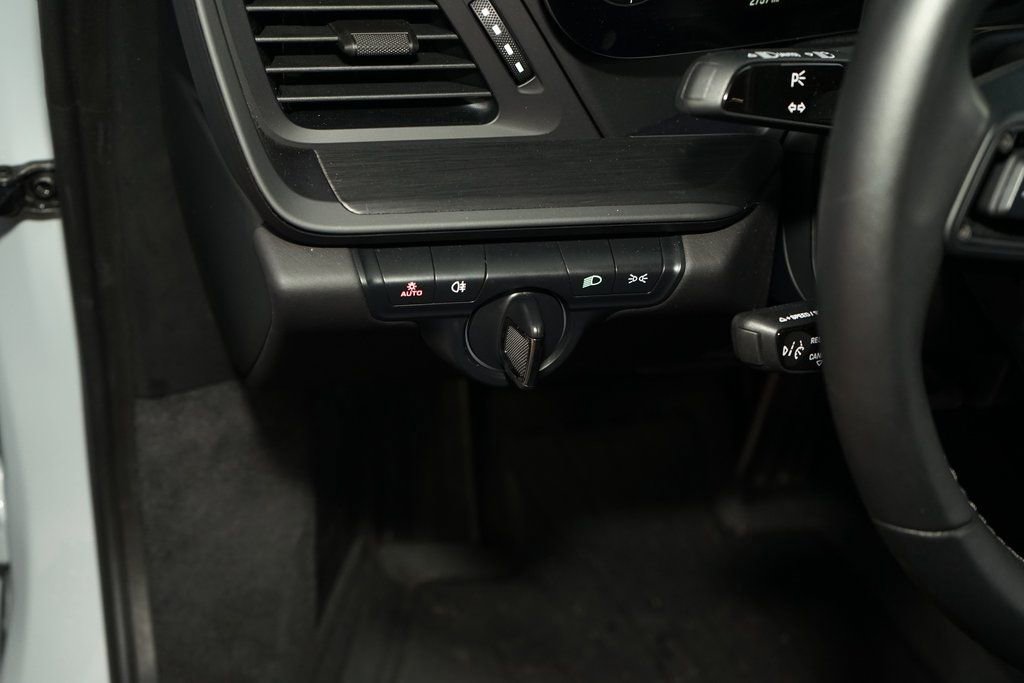 Used 2024 Porsche 911 Carrera GTS image 30