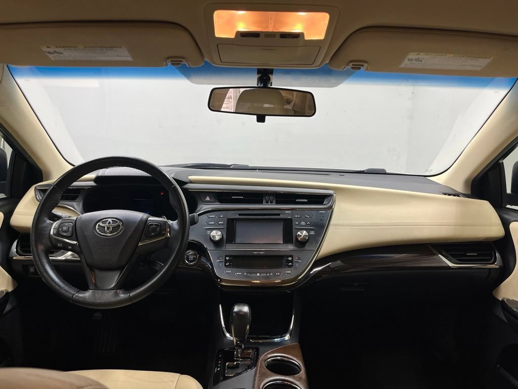 Used 2015 Toyota Avalon XLE FWD image 15