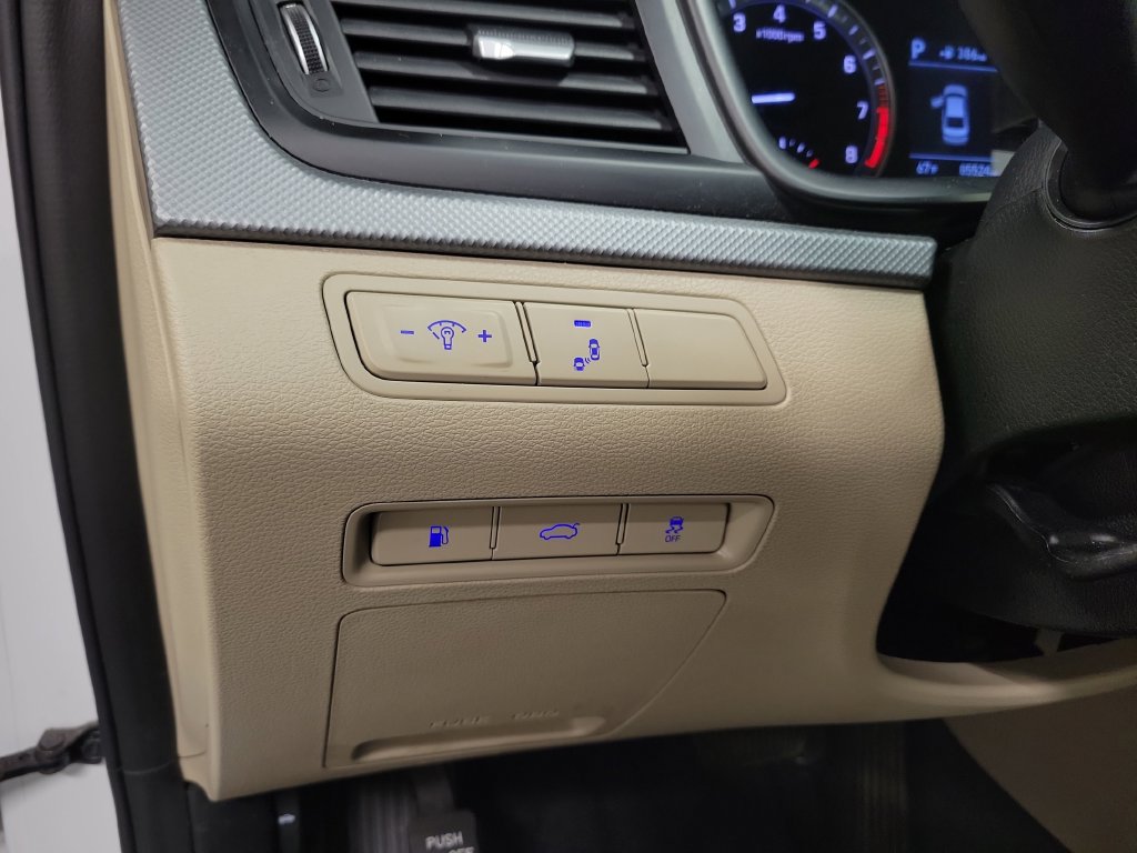 Used 2018 Hyundai Sonata SE FWD image 26