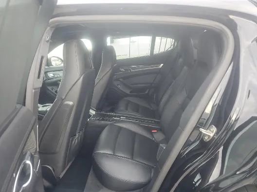 Used 2016 Porsche Panamera GTS w/ Premium Package Plus image 15