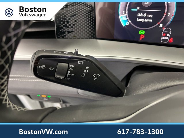 New 2026 Volkswagen Tiguan SE image 19
