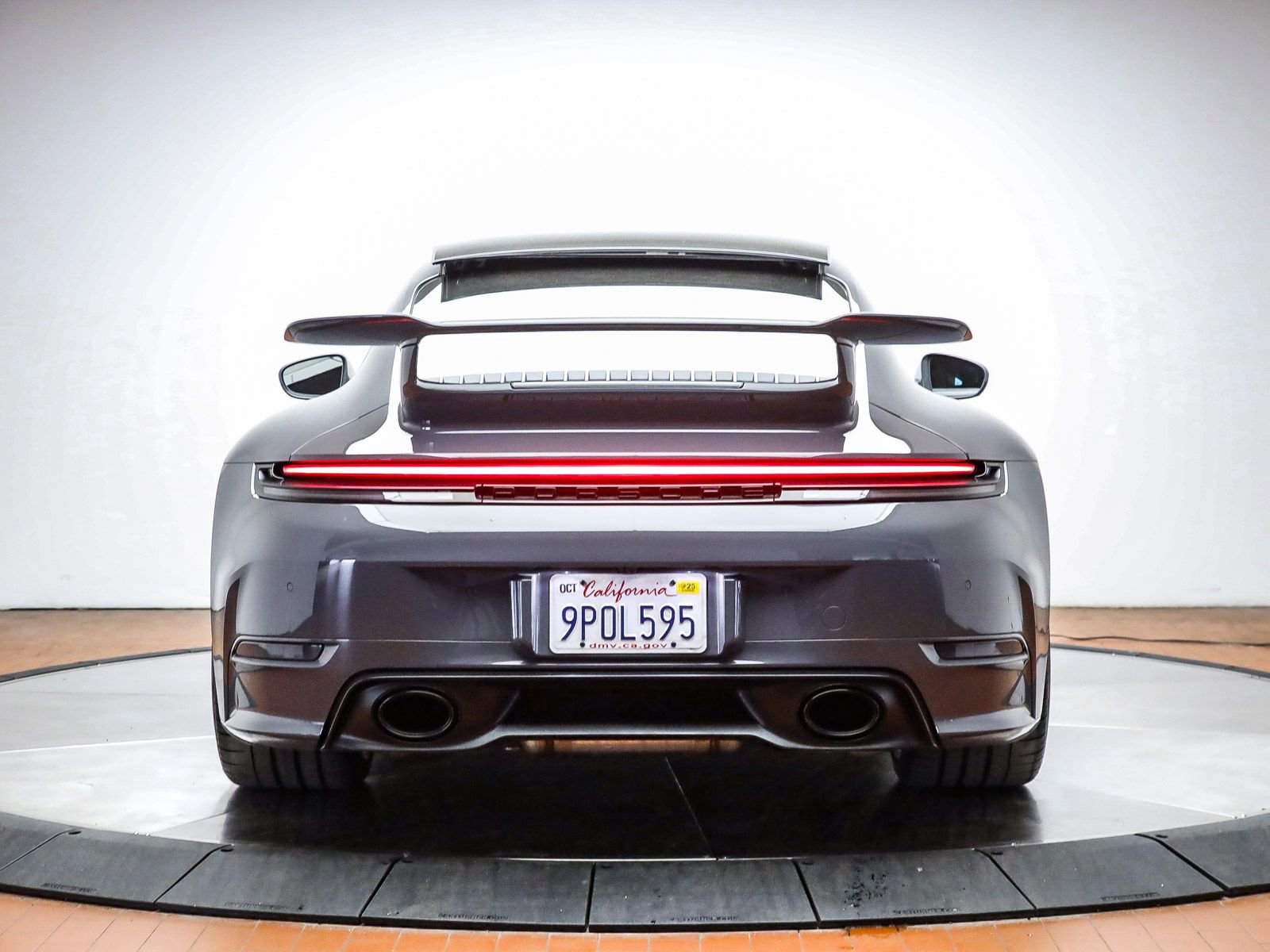 Used 2025 Porsche 911 Carrera image 7