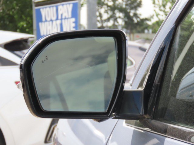 Used 2024 Lincoln Navigator L Black Label AWD/4WD image 17