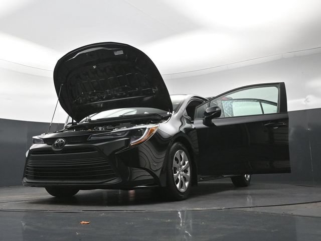 Used 2025 Toyota Corolla LE FWD image 36
