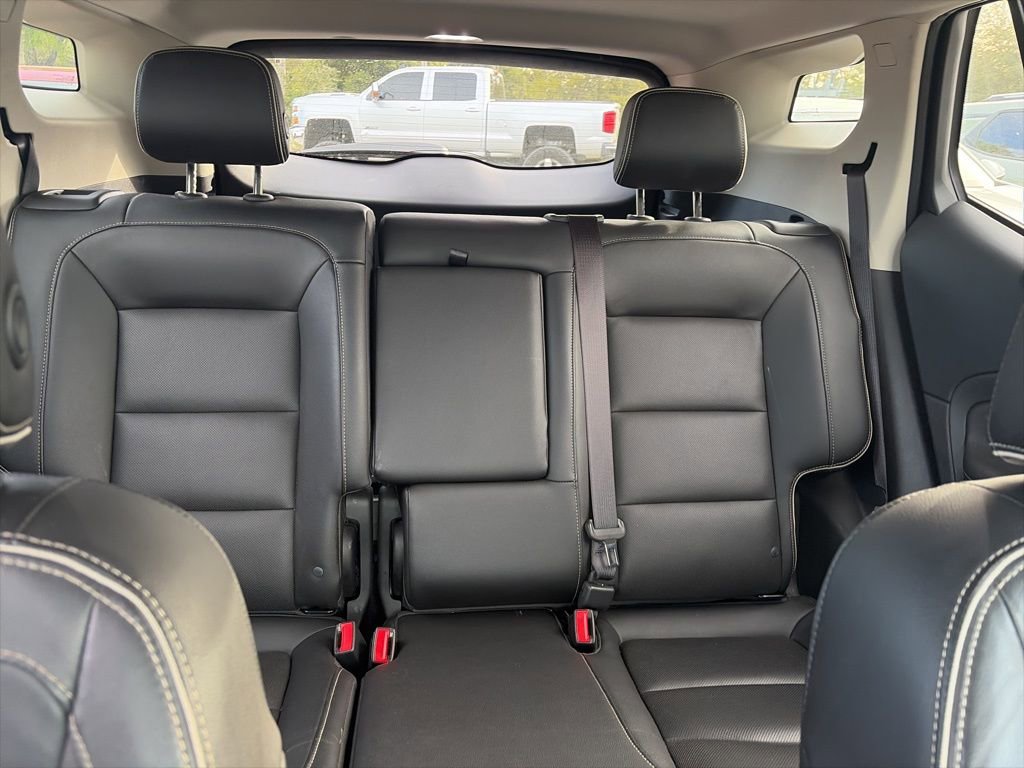 Used 2018 GMC Terrain Denali w/ Advanced Safety Package image 10