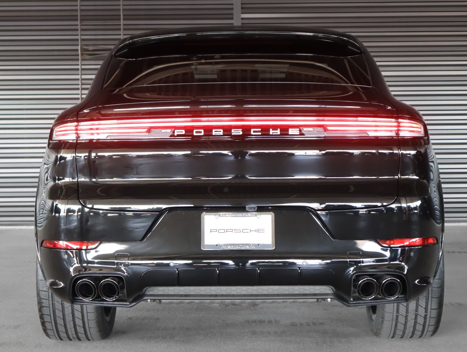 New 2026 Porsche Cayenne S image 9