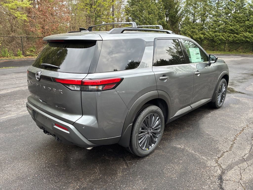 New 2026 Nissan Pathfinder SL w/ SL Premium Package AWD/4WD image 7