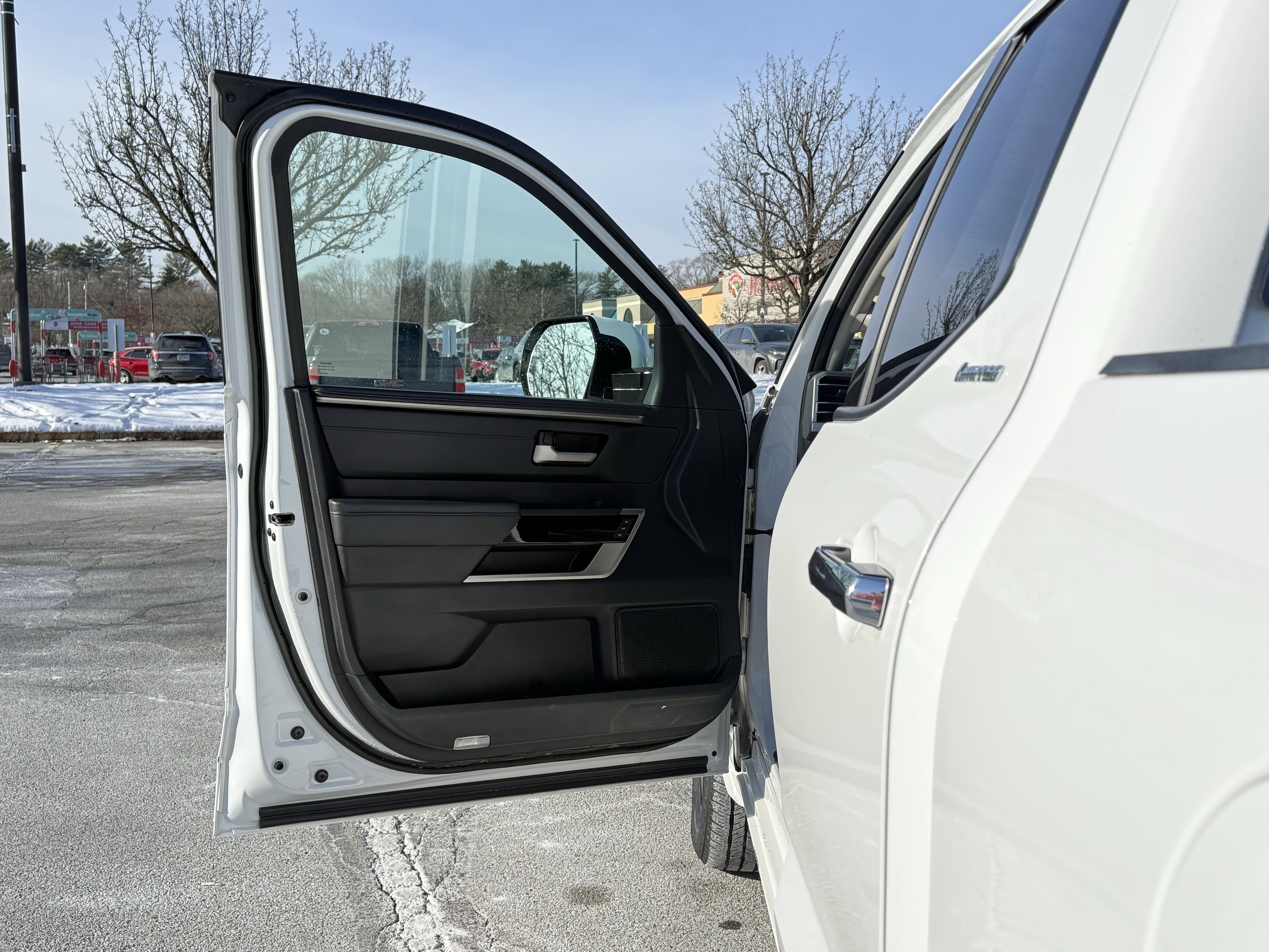 Used 2022 Toyota Tundra Limited image 27