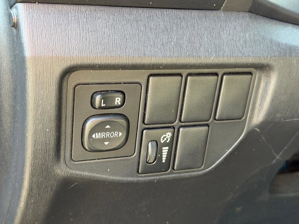 Used 2014 Toyota Prius Two image 29