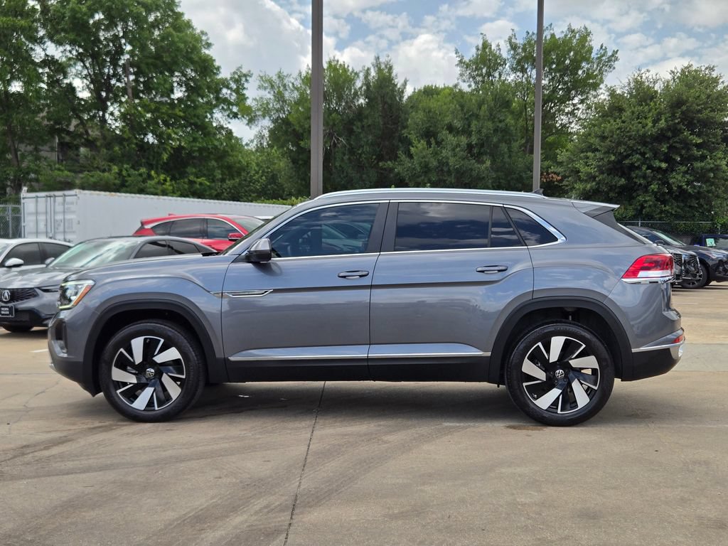 Used 2024 Volkswagen Atlas Cross Sport SEL AWD/4WD image 7