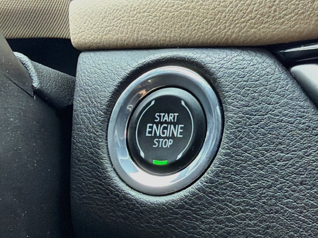 Used 2024 Cadillac XT4 Luxury FWD image 35