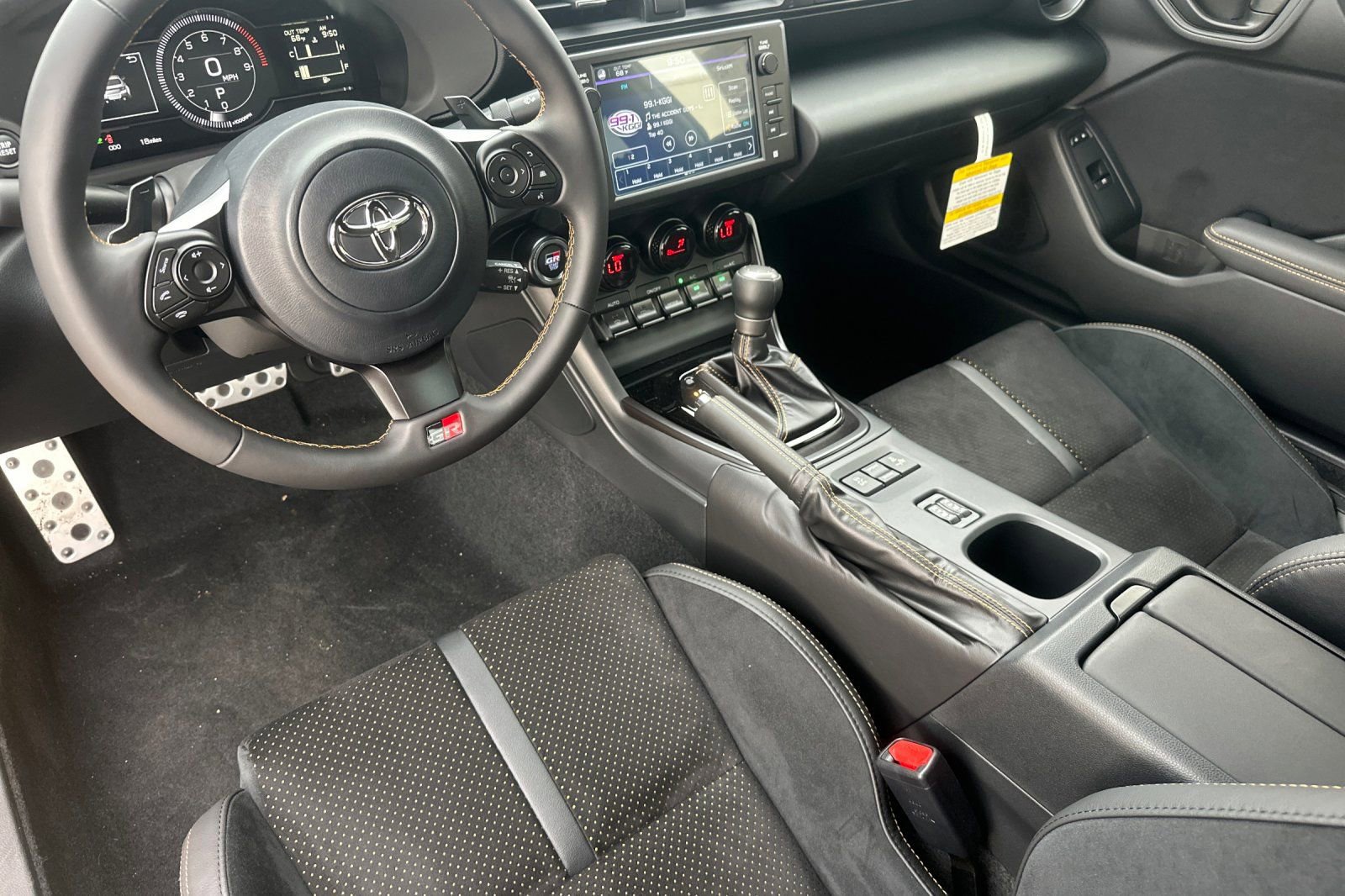 New 2026 Toyota GR86 YUZU Limited image 12