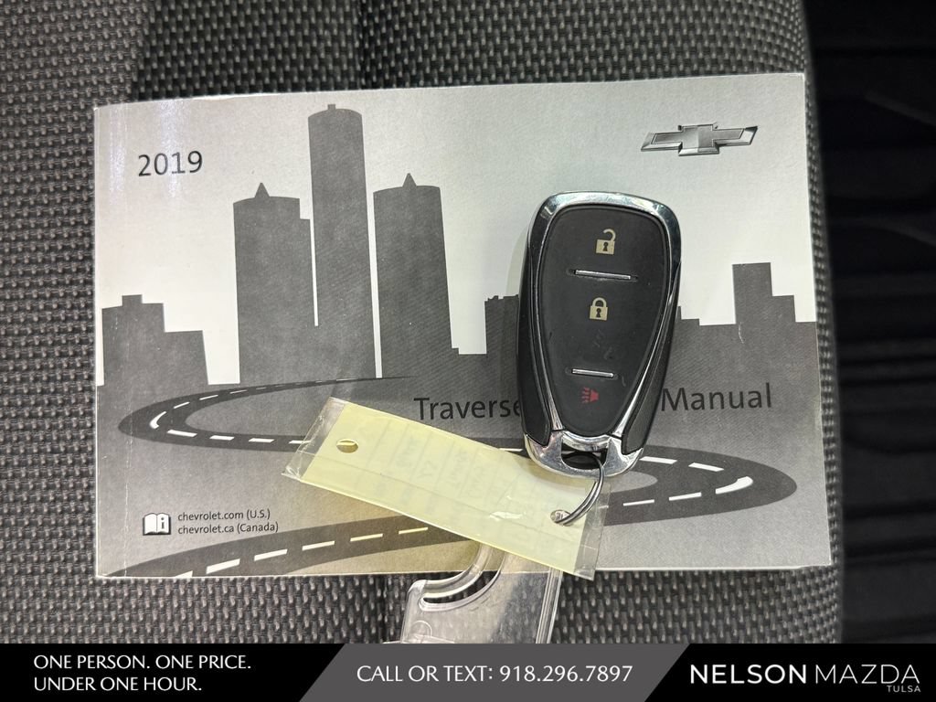 Used 2019 Chevrolet Traverse LS FWD image 45