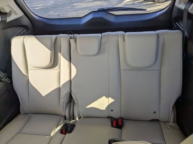 Certified 2025 Subaru Ascent Limited w/ Popular Package #1 image 35