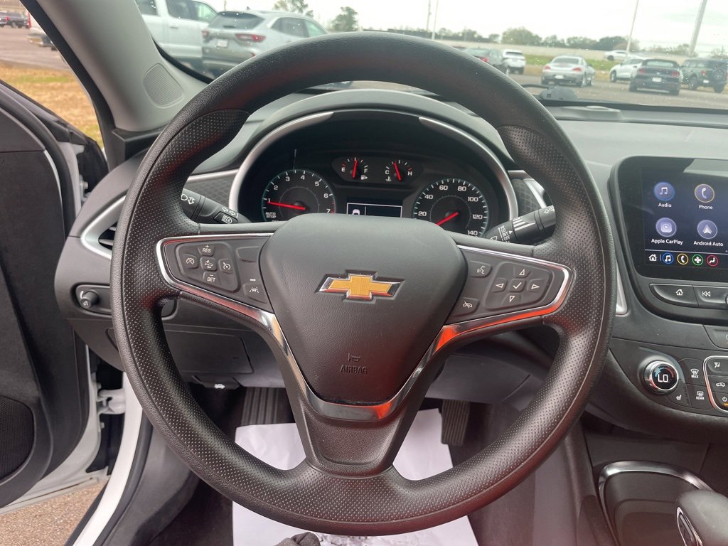 Used 2023 Chevrolet Malibu LT image 27