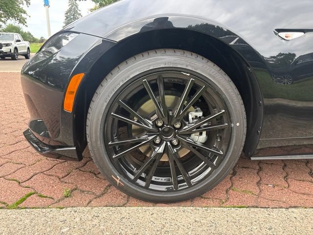 New 2026 MAZDA MX-5 Miata Club w/ Weather Package RWD image 4