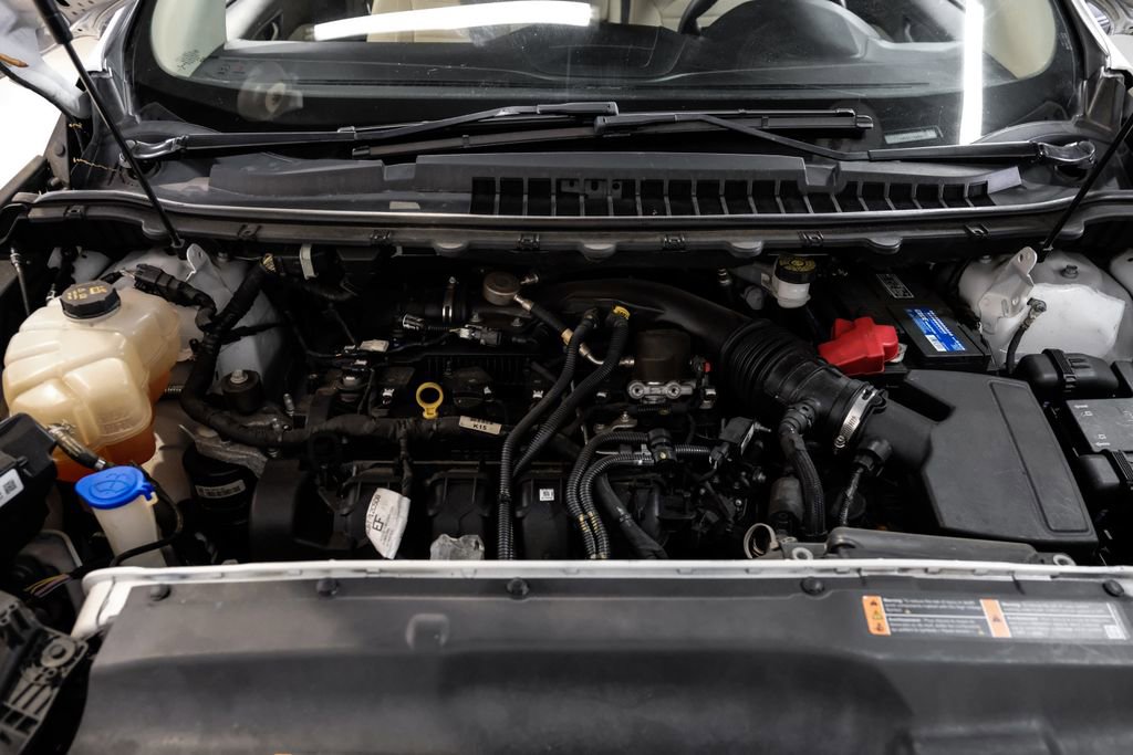 Used 2019 Ford Edge SE image 45